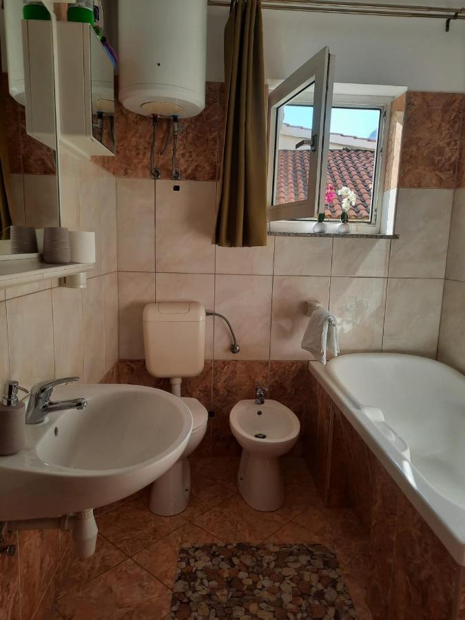 Duće Apartments Lemongarden מראה חיצוני תמונה