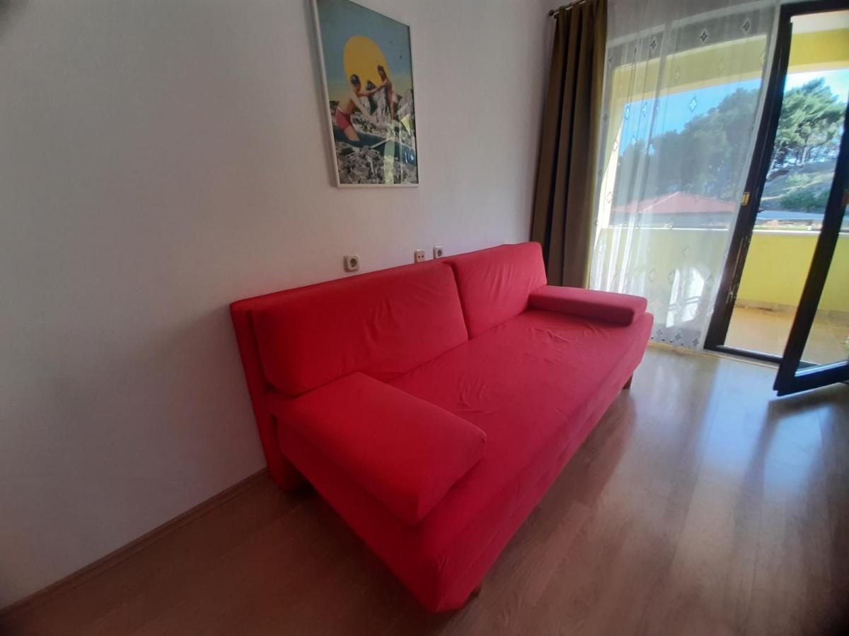 Duće Apartments Lemongarden מראה חיצוני תמונה
