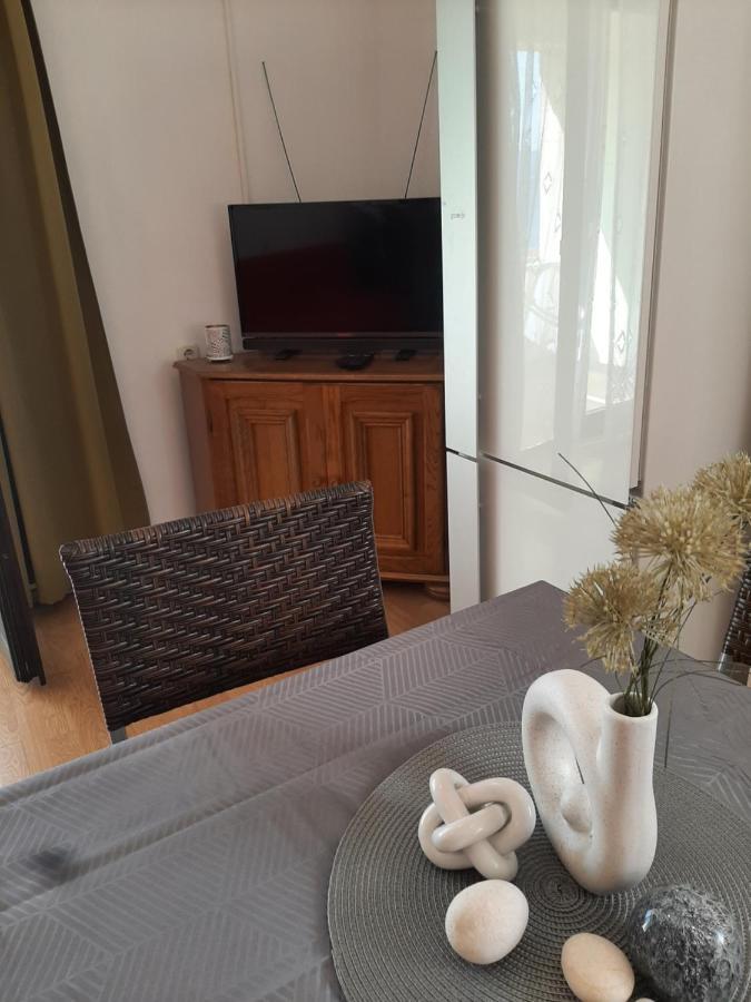 Duće Apartments Lemongarden מראה חיצוני תמונה