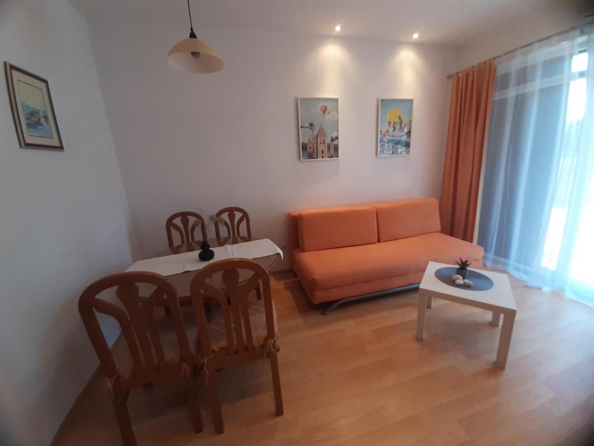 Duće Apartments Lemongarden מראה חיצוני תמונה